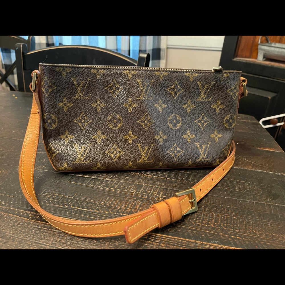 Louis Vuitton crossbody